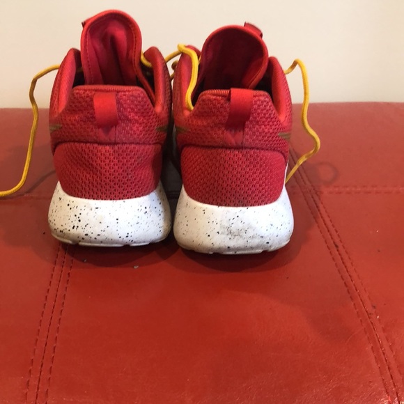 CUSTOM MADE NIKE ROSHE ONE - Picture 4 of 8